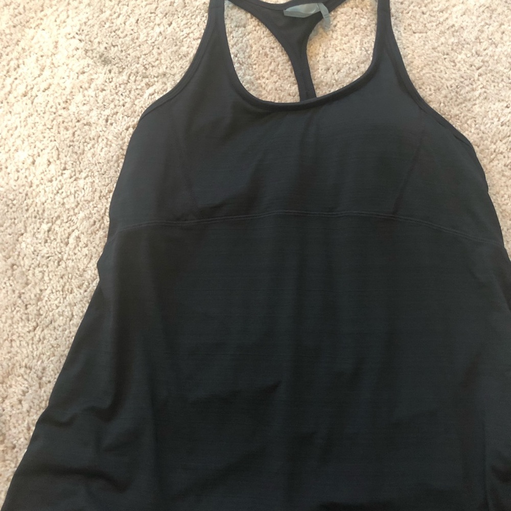 Racer back Athleta top bra built in